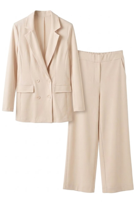Дамски комплект с блейзър и панталон