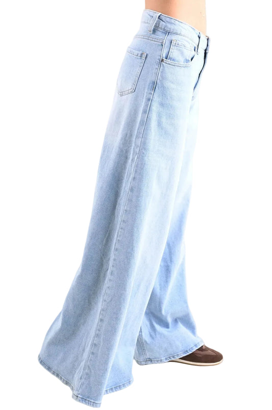 Дамски широки дънки с висока талия