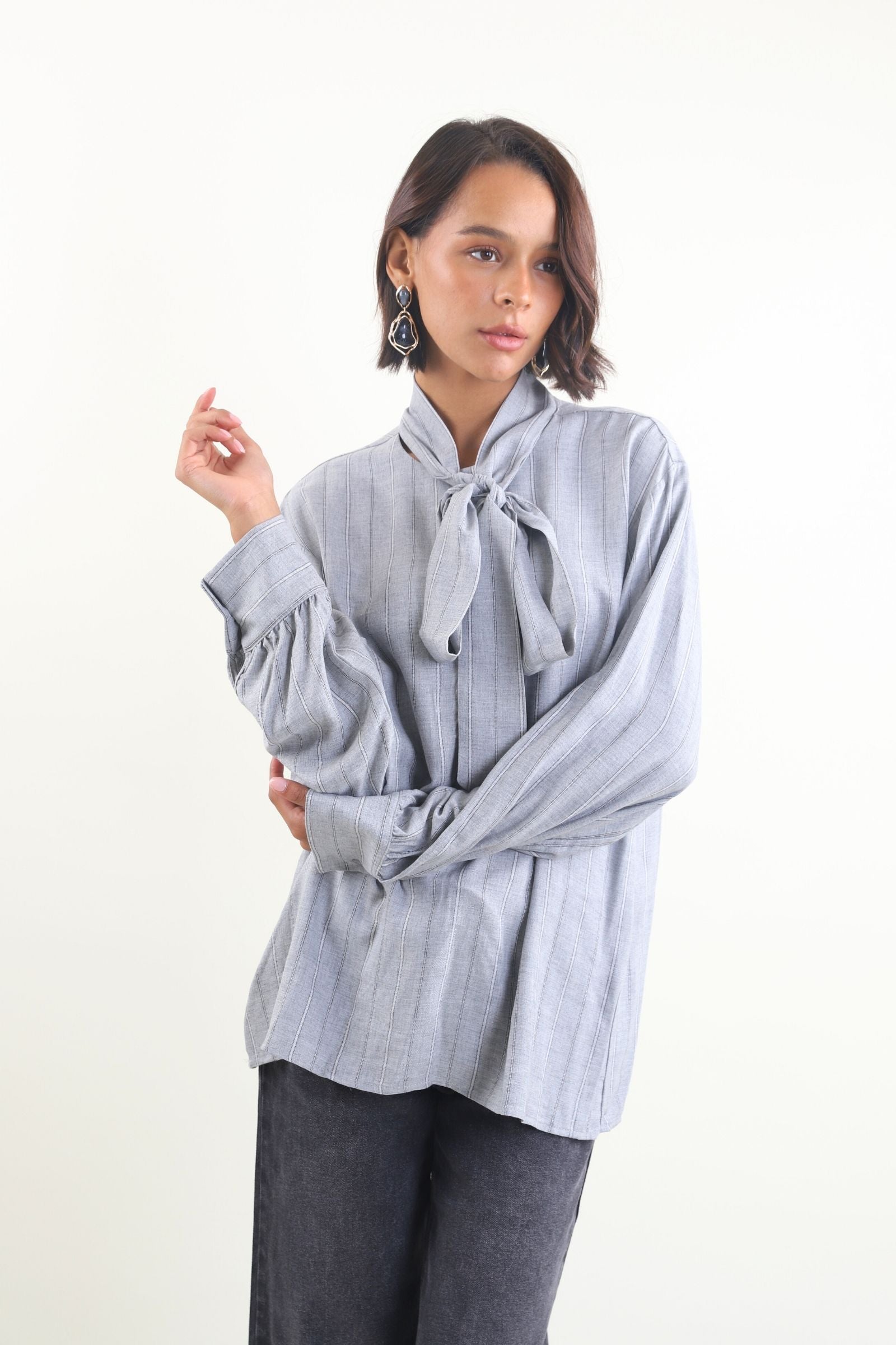 Дамска риза