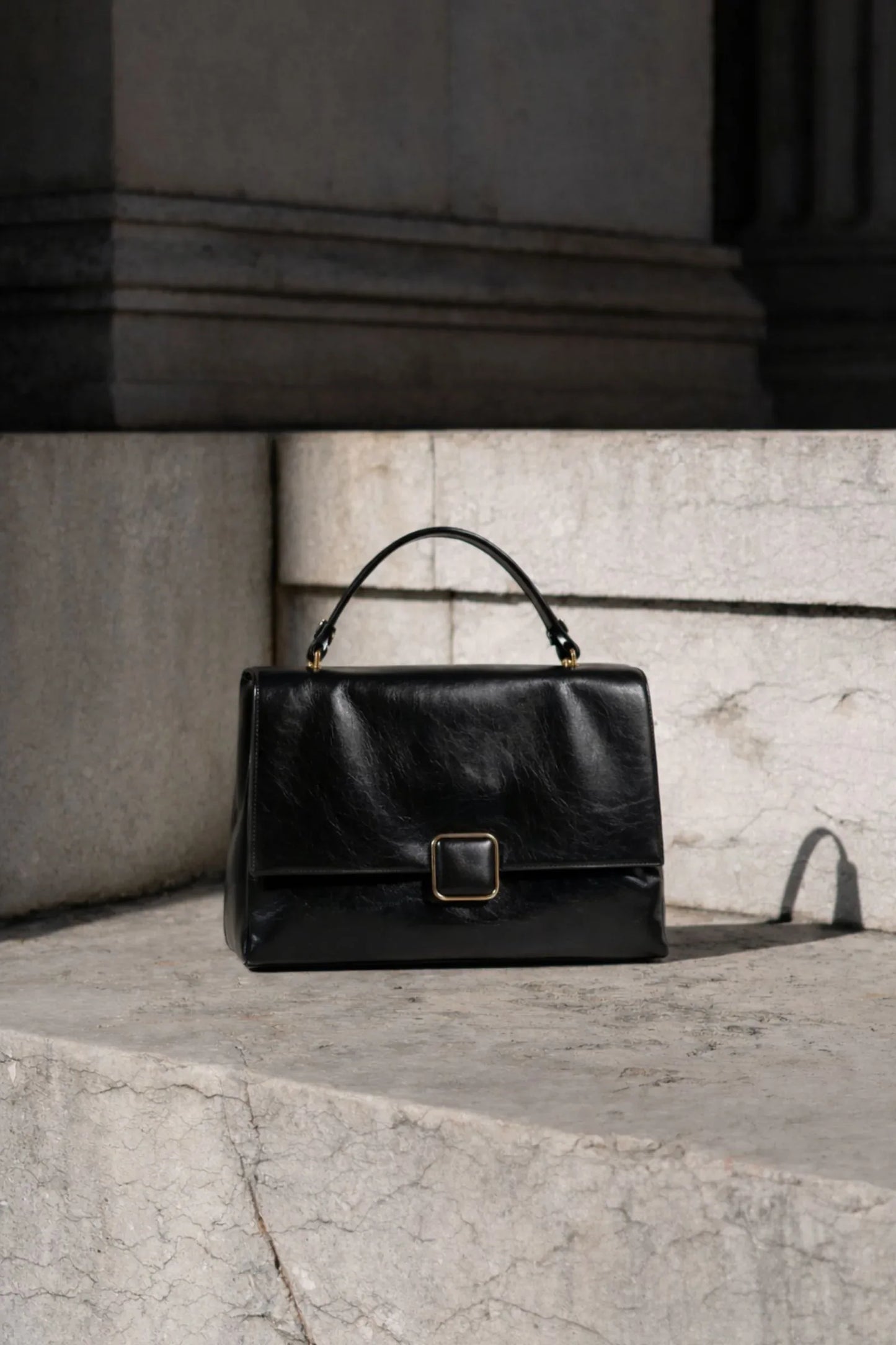 Дамска чанта с квадратна закопчалка - NKfashan 