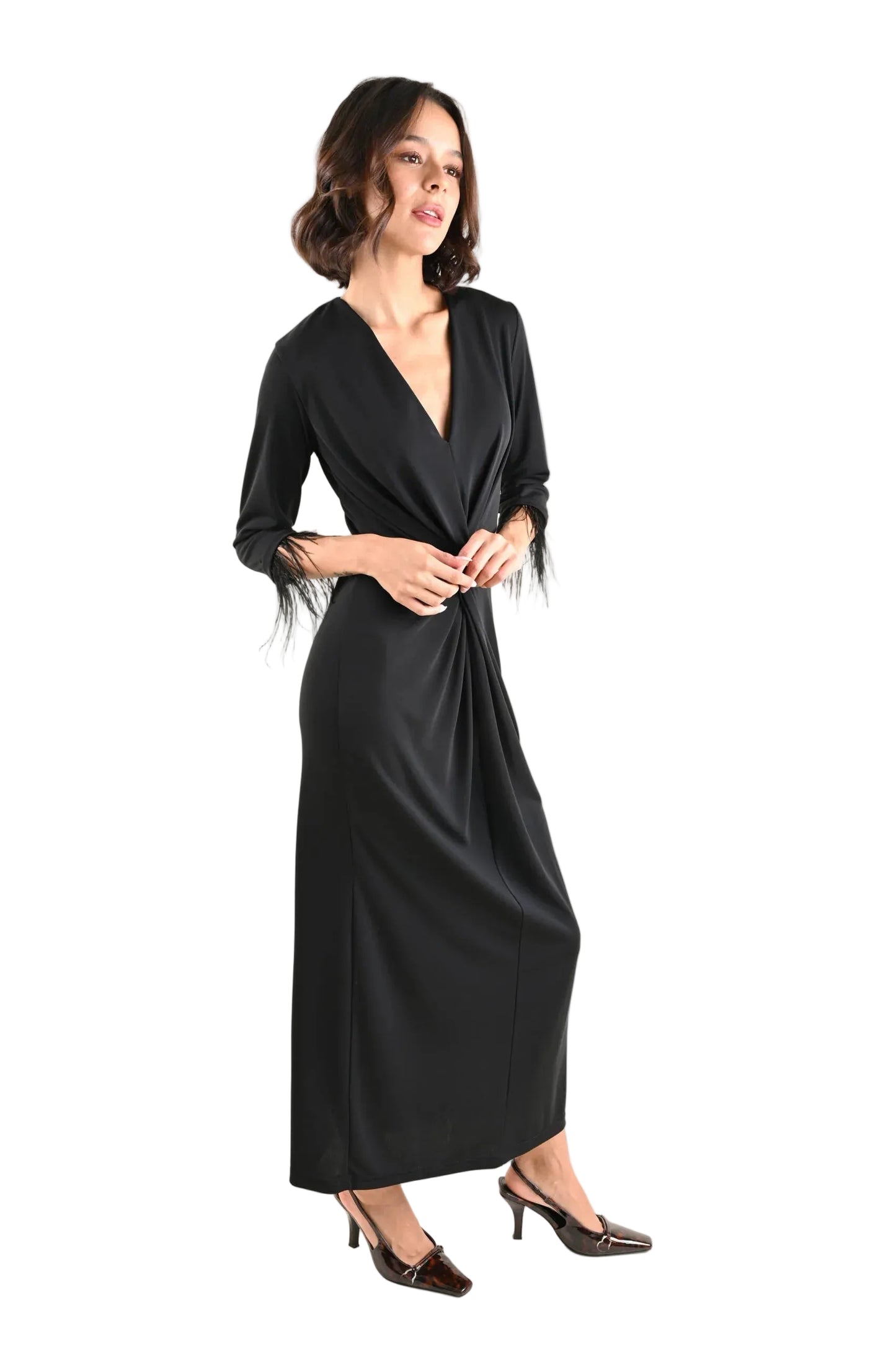 Дълга елегантна рокля с пера на маншетите - NKfashan 